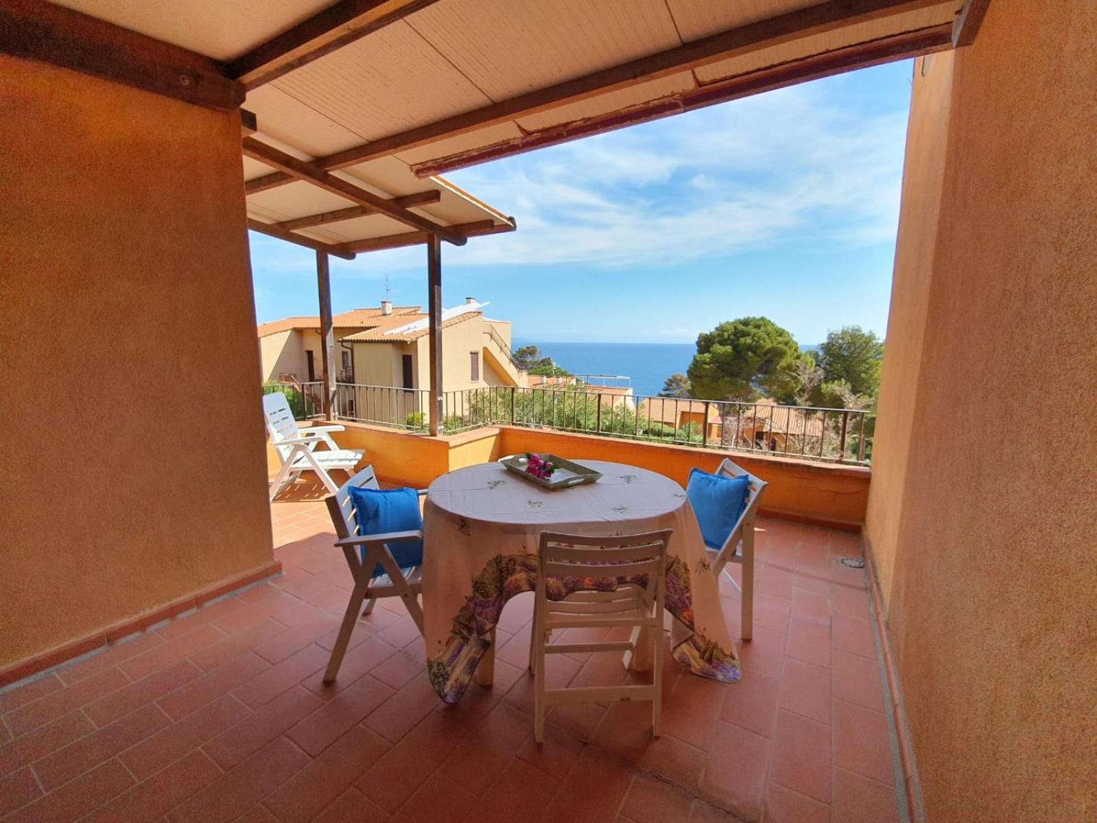 Appartamento Capo D Arco Il Pino ริโอมารินา ภายนอก รูปภาพ